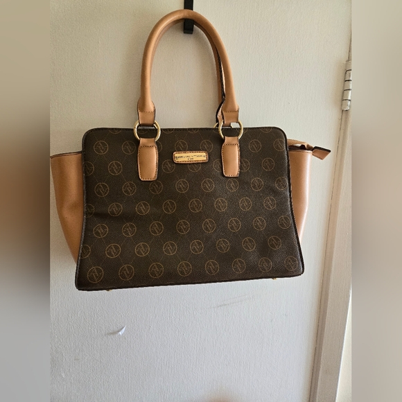 Adrienne Vittadini Studio The Signature Collection Satchel Double Handle Handbag - Picture 3 of 16